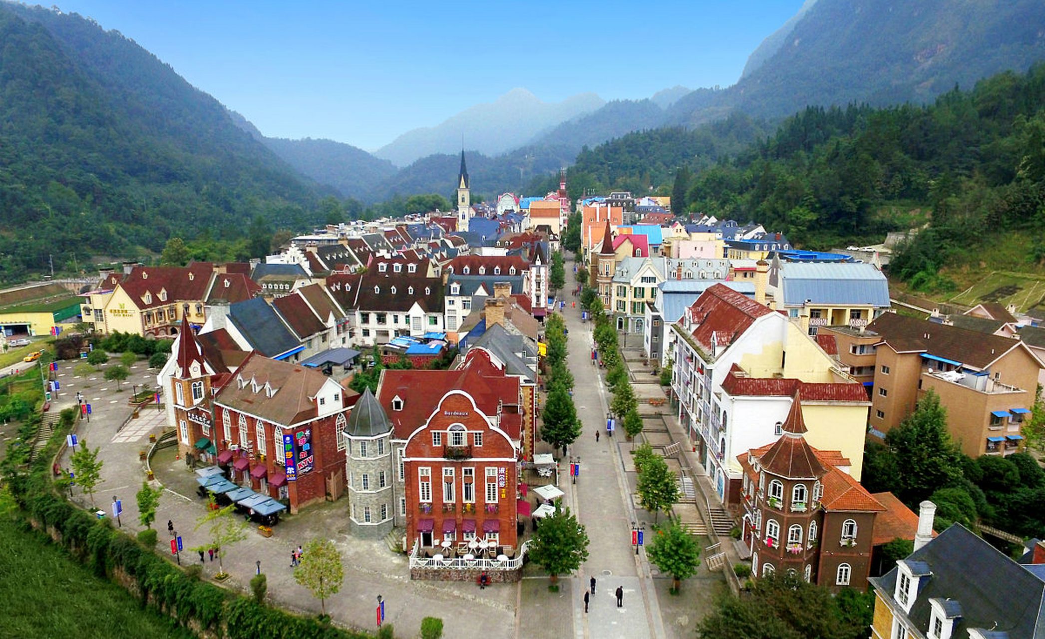 重庆泰裤辣# 重庆天星小镇,如其名字所示,位于重庆地区,是一座历史