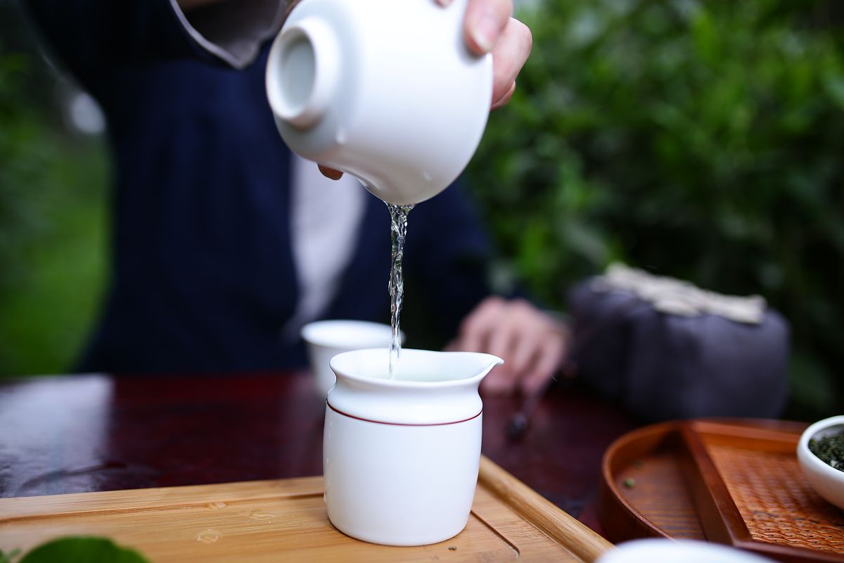 听着雨声,心思遨游,慢享这难得安静周末.