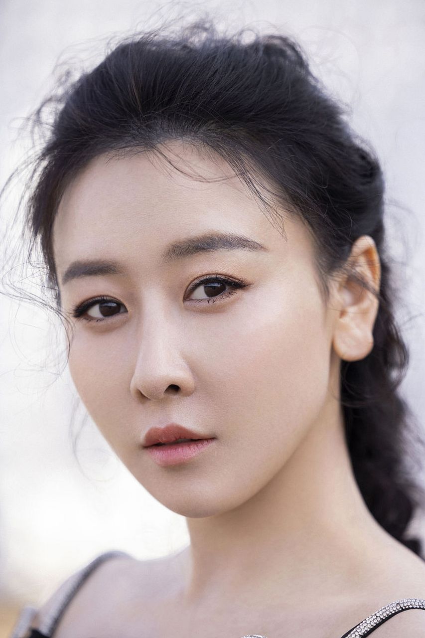 " 我一时语塞,感觉像是晴天霹雳.