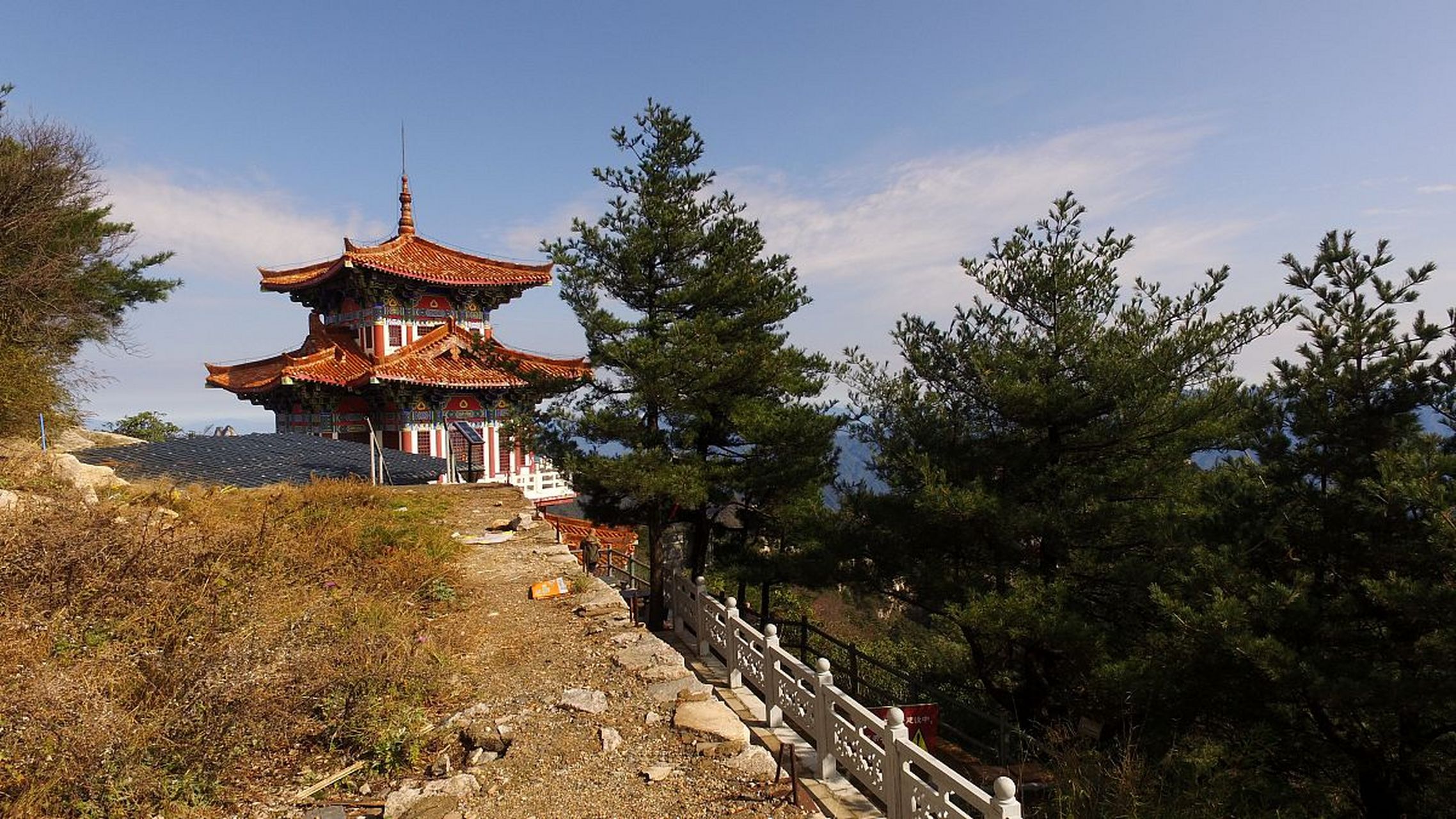 保定庆都山的风景介绍攻略||庆都山旅游度假区,全称为庆都山康养旅游