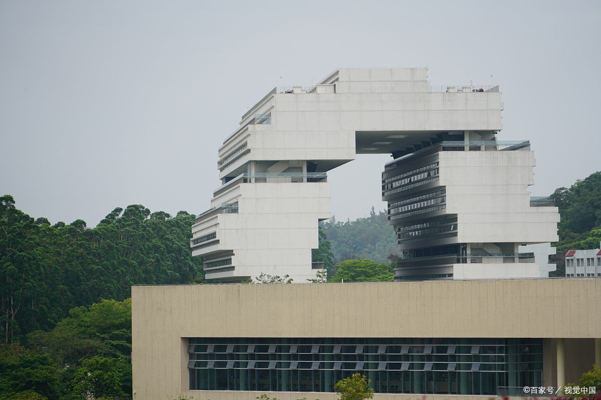 揭秘!汕头大学:一所集理工,医学等多领域于一身的顶尖学府!