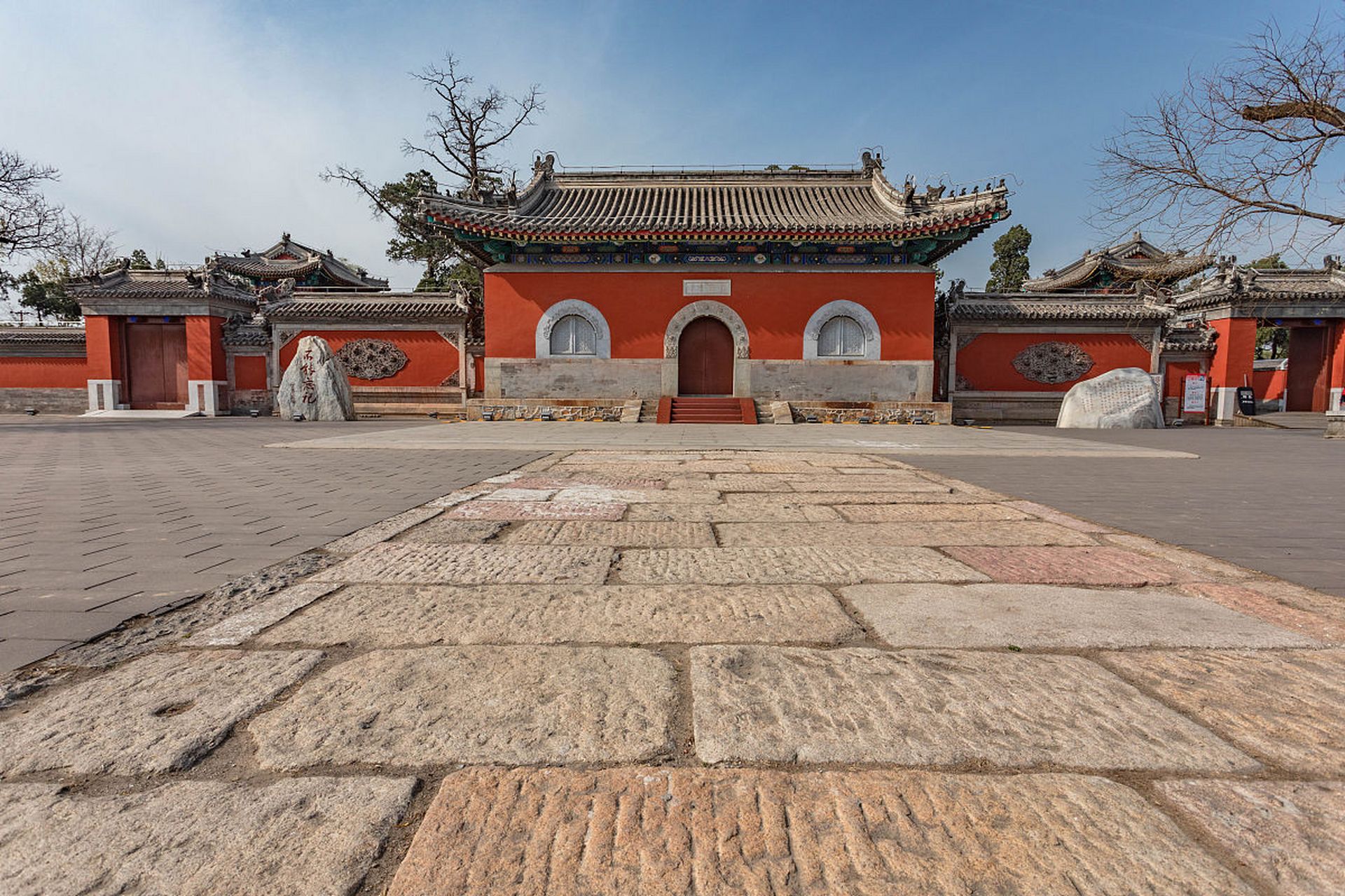 岱庙位于中国山东省泰安市,是泰山脚下的一处著名历史文化景区