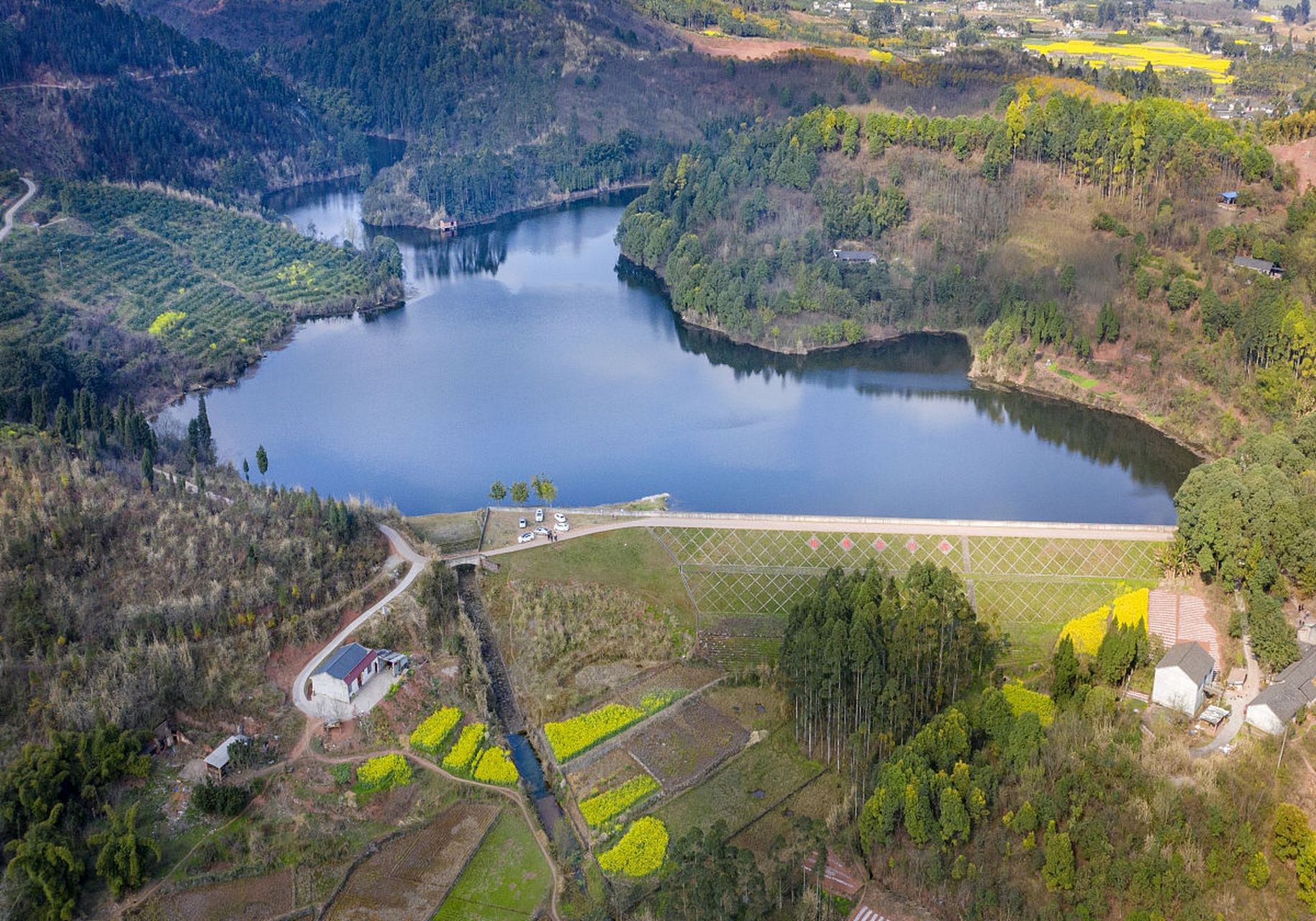 跟我游泰山系列之--虎山水库 泰山虎山水库,位于山东省泰安市泰山区