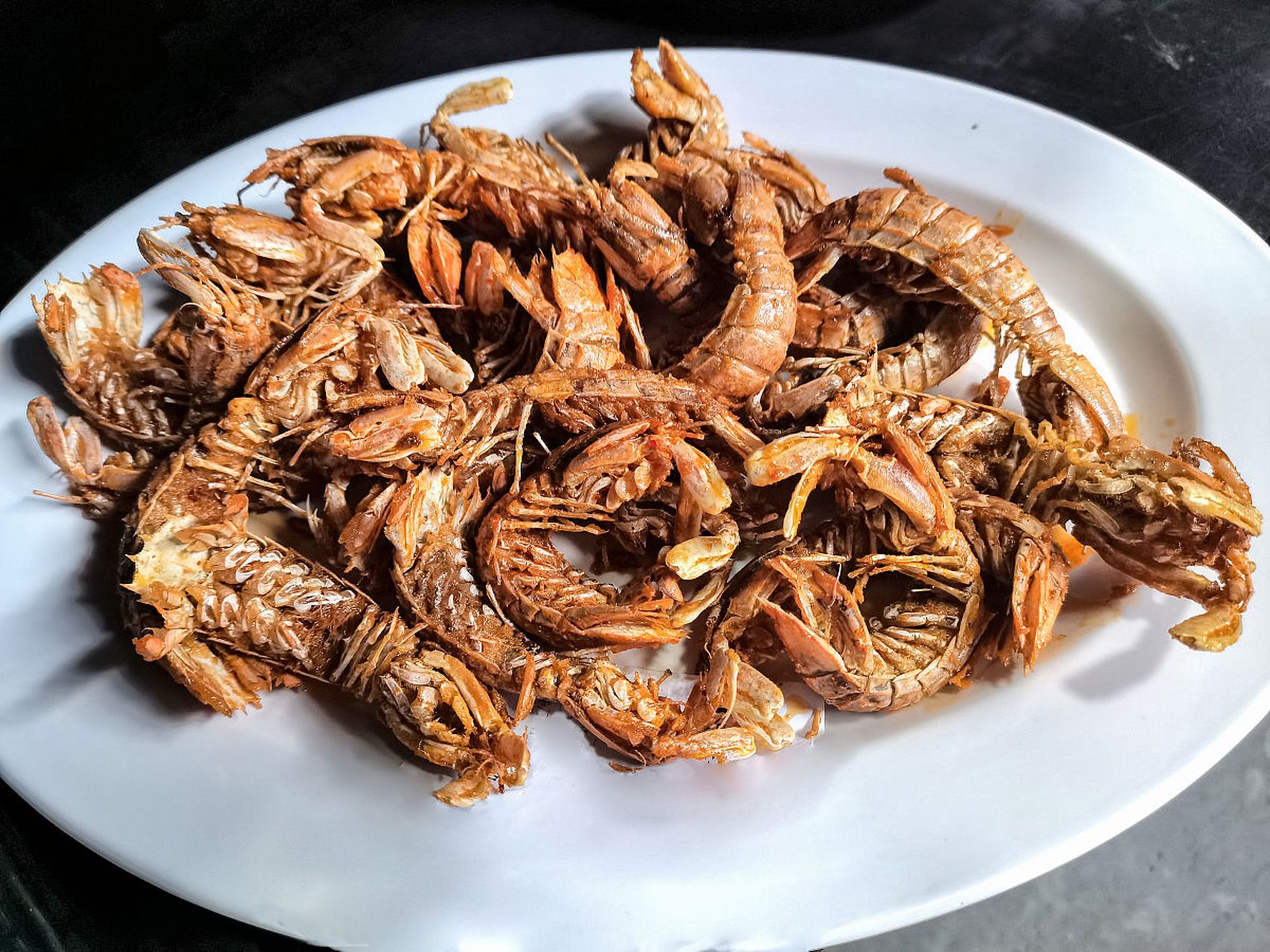 节日美食让你垂涎欲滴:美味可口的椒盐濑尿虾  椒盐濑尿虾是一道广受