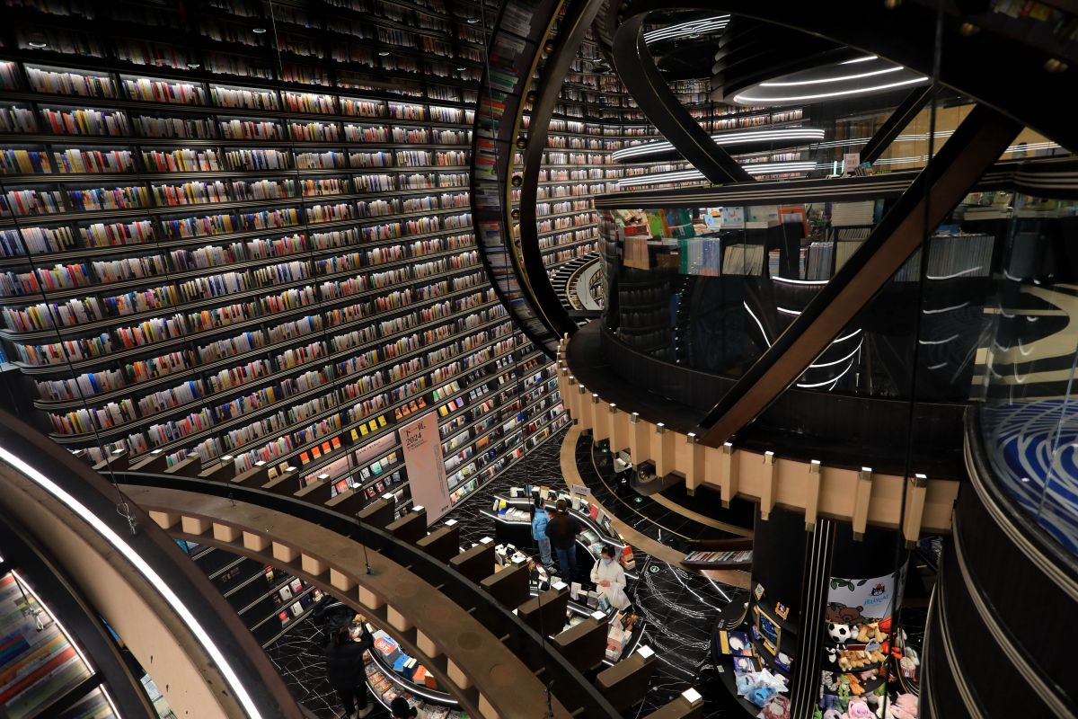 徐家汇藏书楼,一个充满故事的地方,这不仅是上海现存最早的近代图书馆