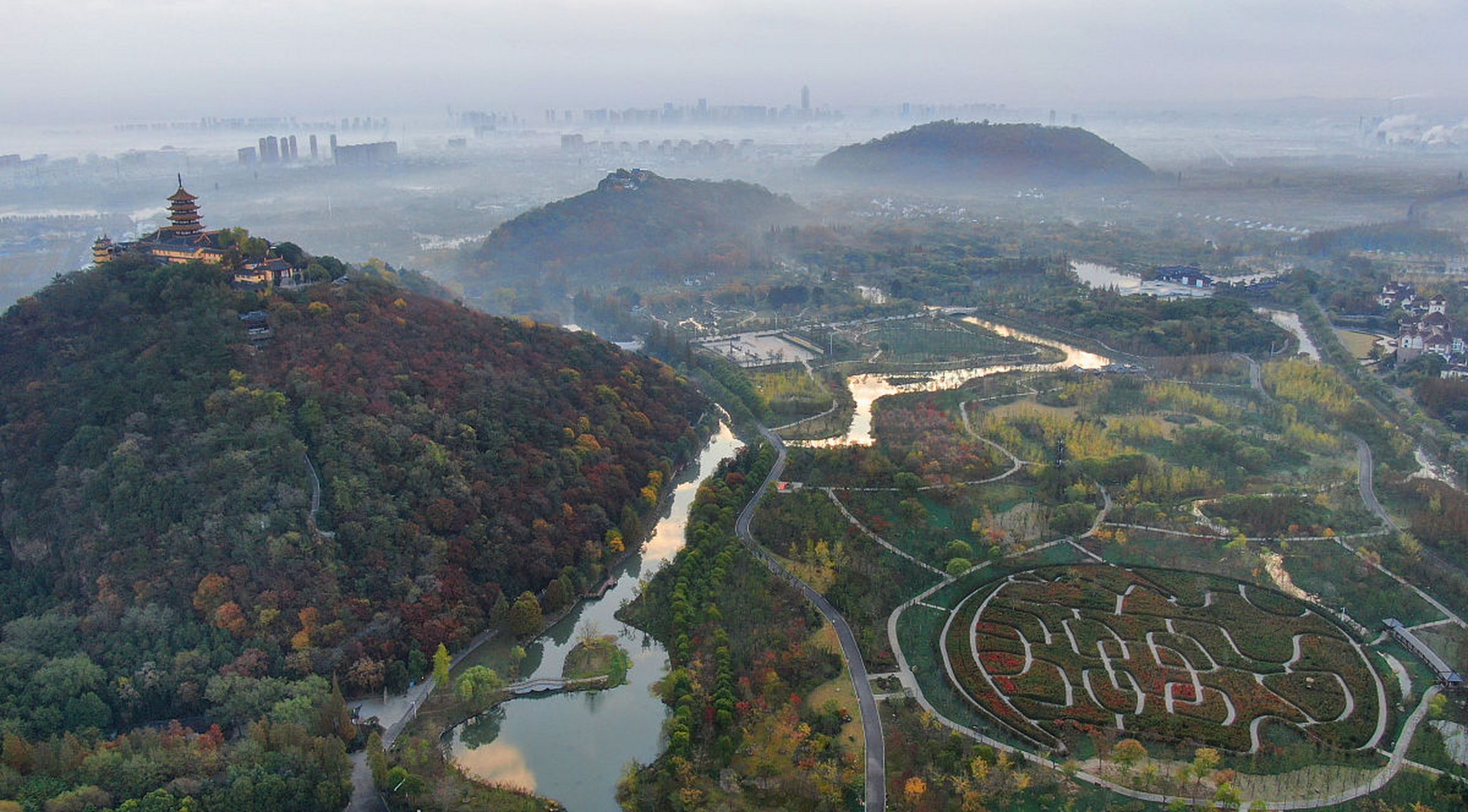 狼山雷场图片