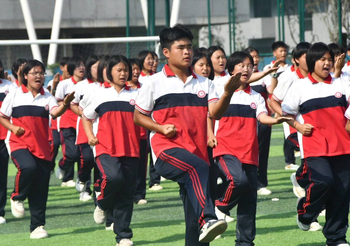 以下是五个适合的分科组合: