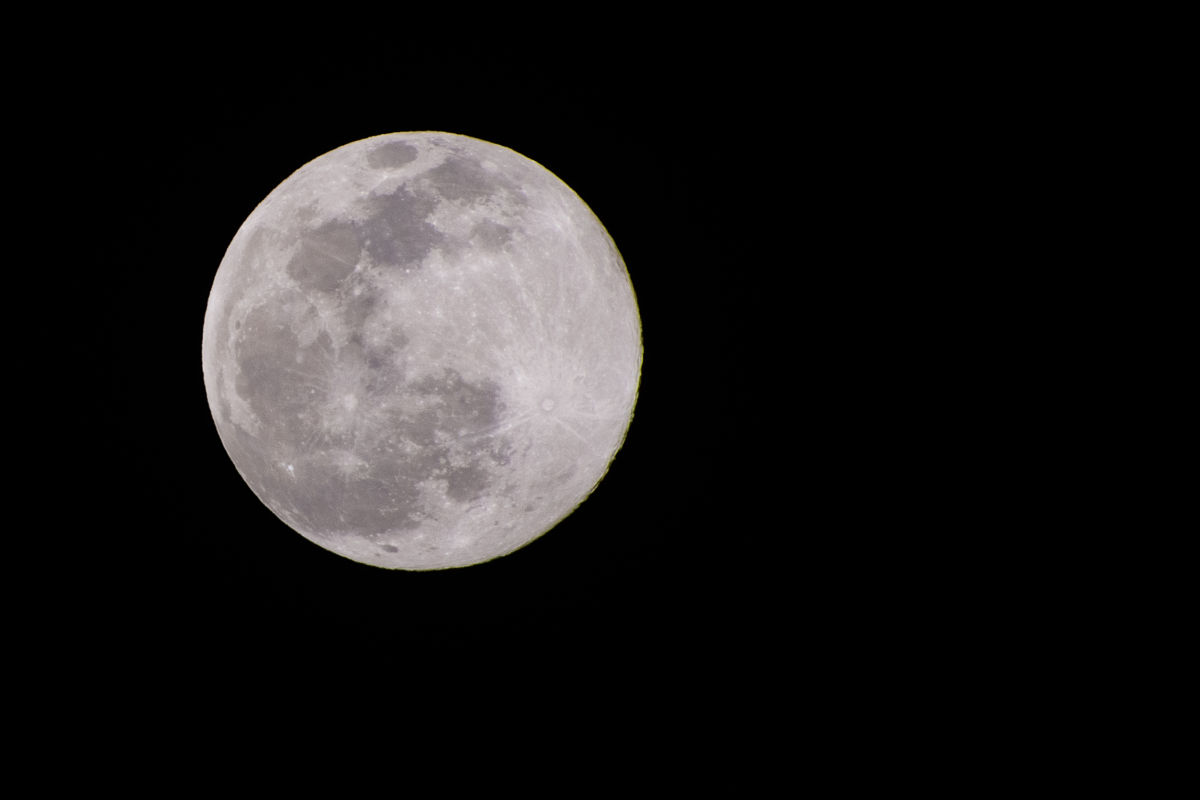 关于农历的发明者,有不同的说法.