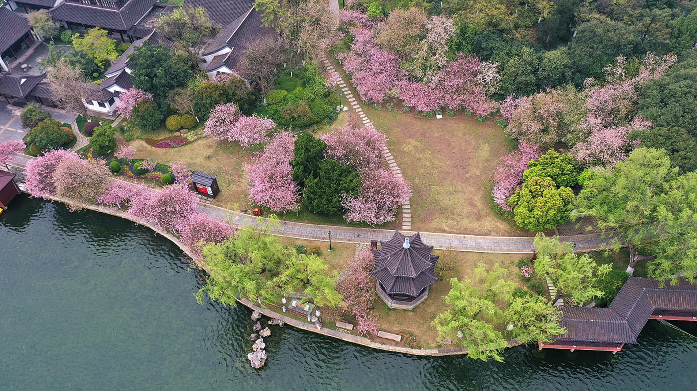 欢迎来到常德,这个拥有古称武陵的城市,也是世外桃源的发源地