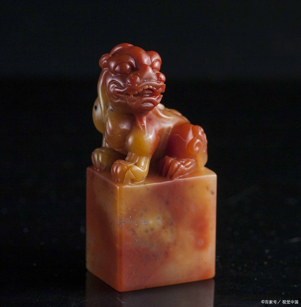 寿山石,产自福建福州晋安区,为国家地理标志产品,系中国四大印章石