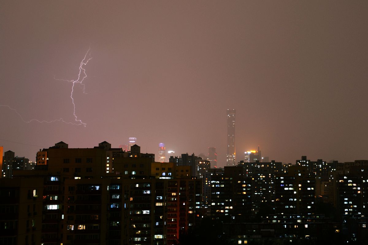 雷电天气预报