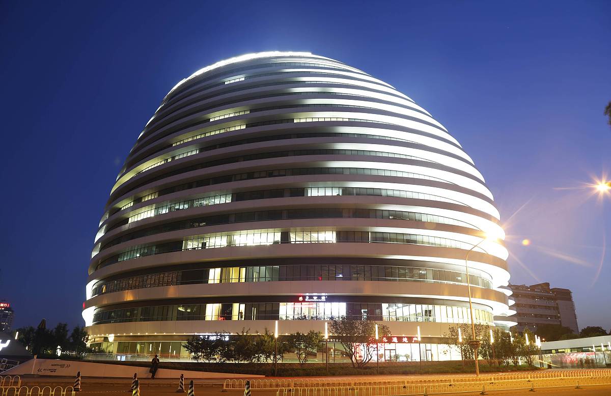 成都新川地标oppo大楼接近完工