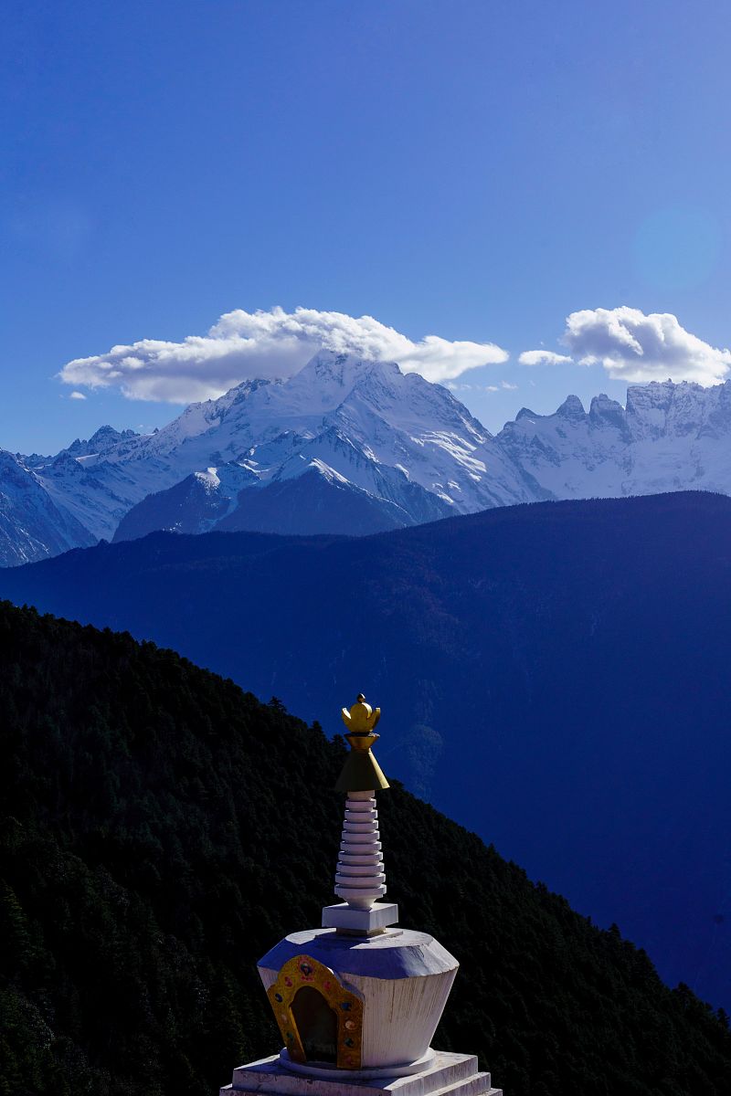 中国最美十大雪山图片