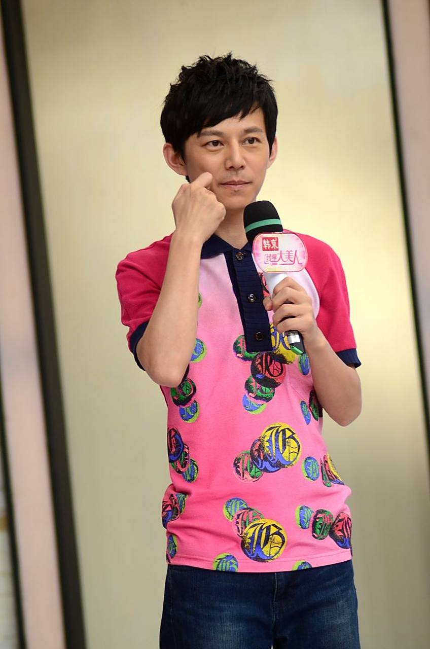 何炅作为湖南卫视的王牌主持人!  何炅主持,带来了2大亮点.