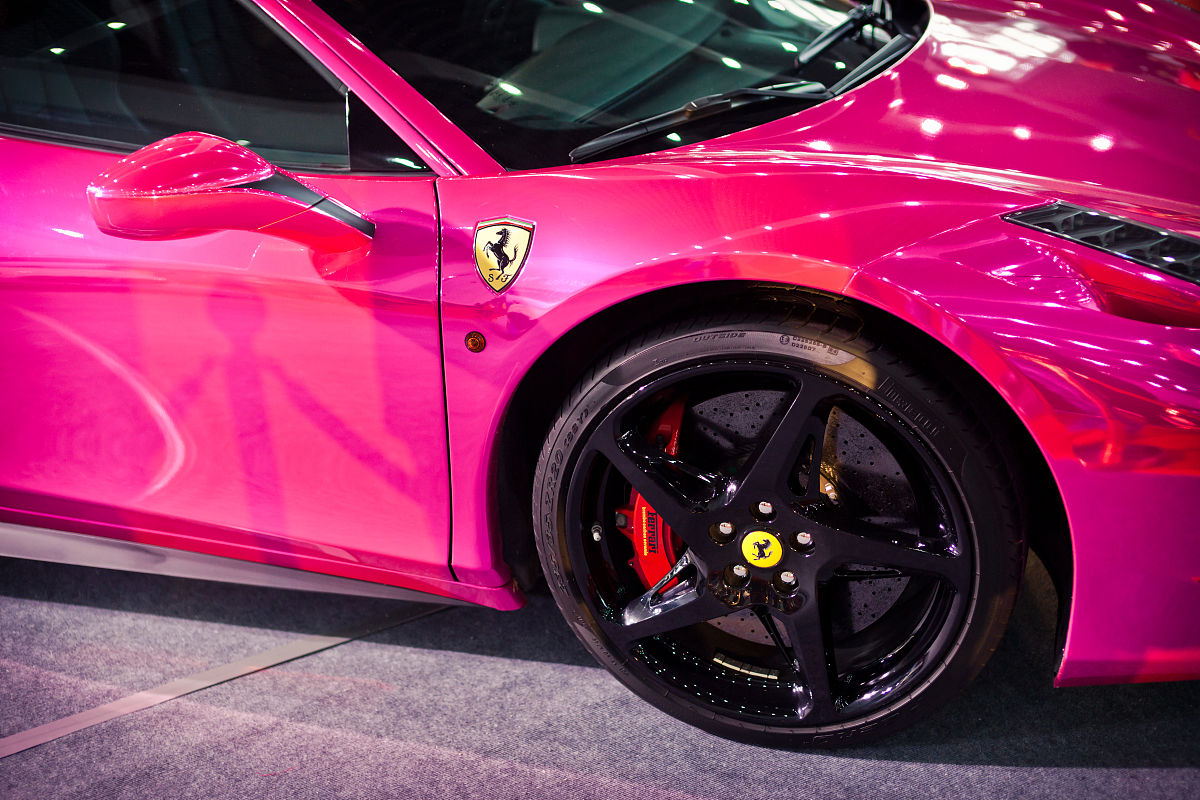 名车世界-法拉利波托菲诺