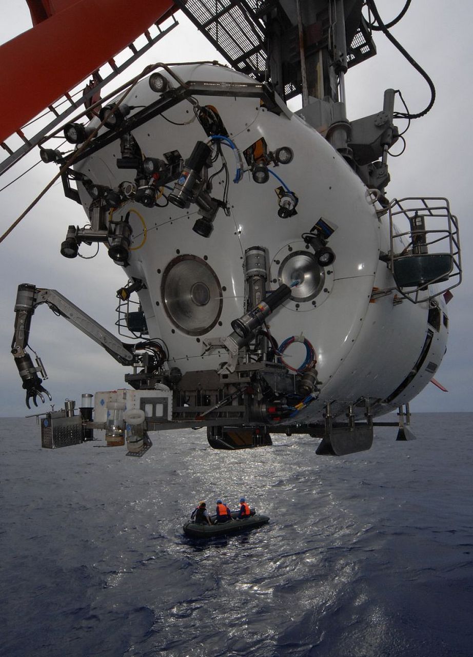 失联的"泰坦"号深潜器结果出来了:美国深潜器在探索"泰坦尼克"号残骸