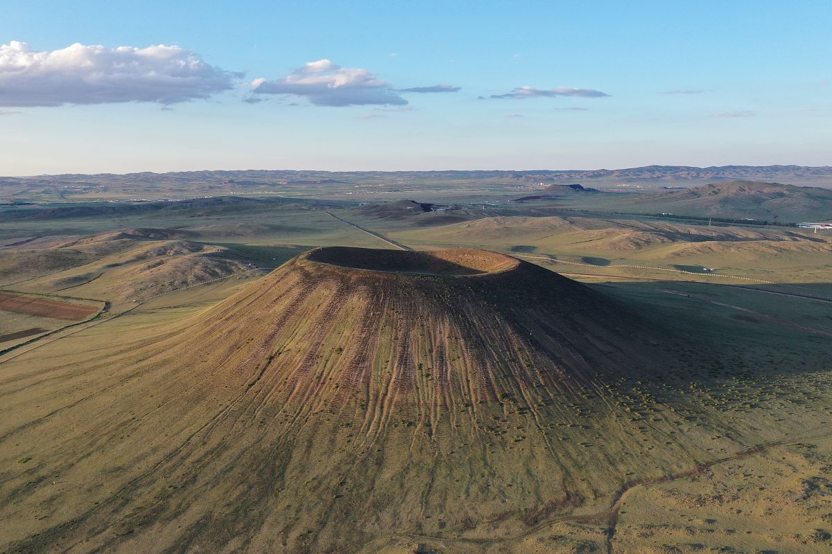 内蒙古乌兰哈达火山