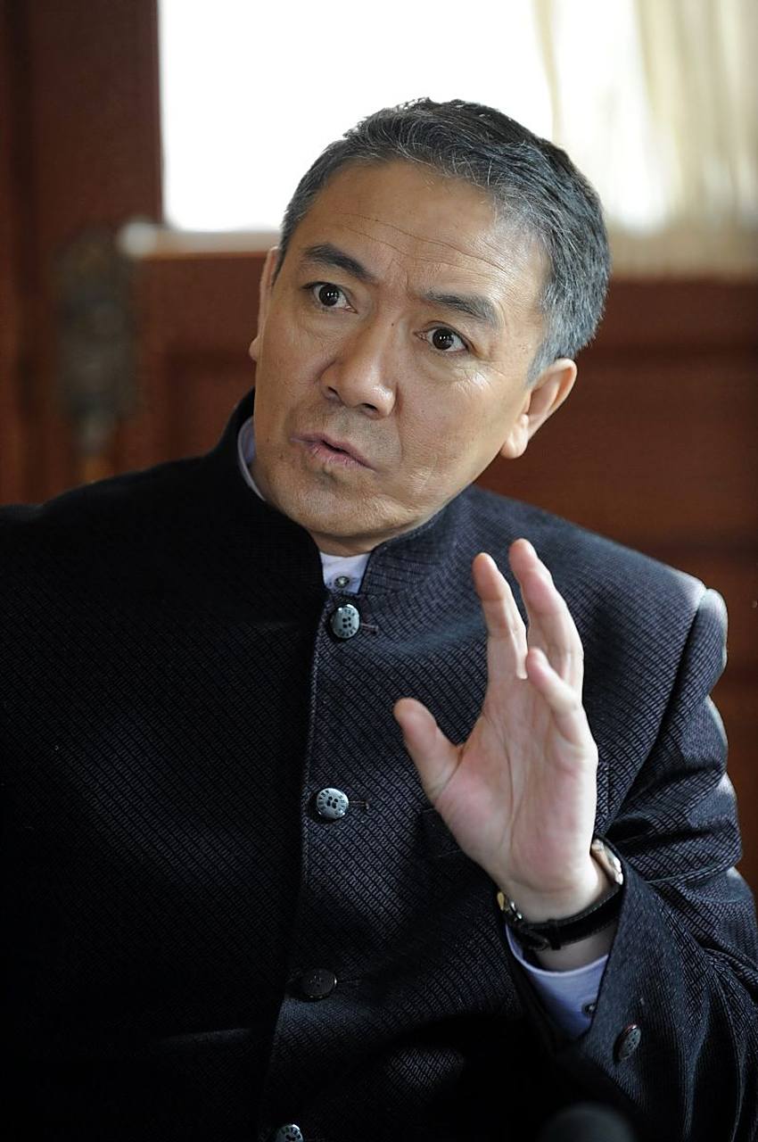 2006年,李幼斌拍摄《亮剑》大火,可事业如日中天的他却对儿子说:"我爱