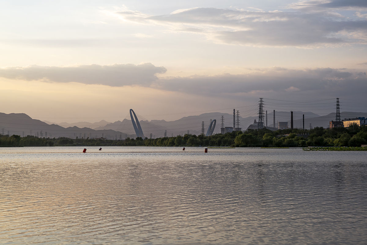 霞湖公园,湛江市中心的公园,湛江市民散步的额好去处!