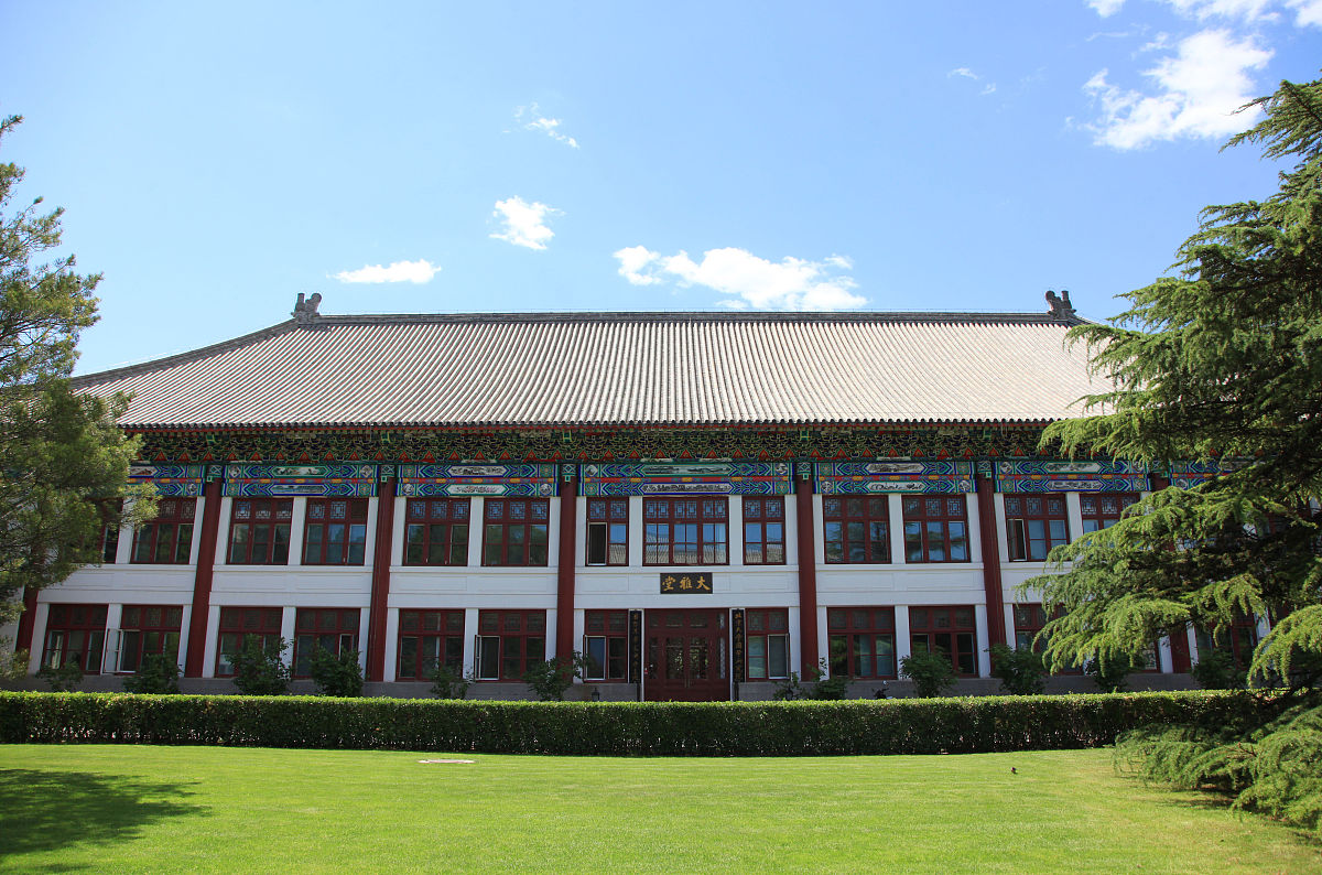 国学的基础是成书万年的《易经》, 首先是伏羲为代表的先天八卦