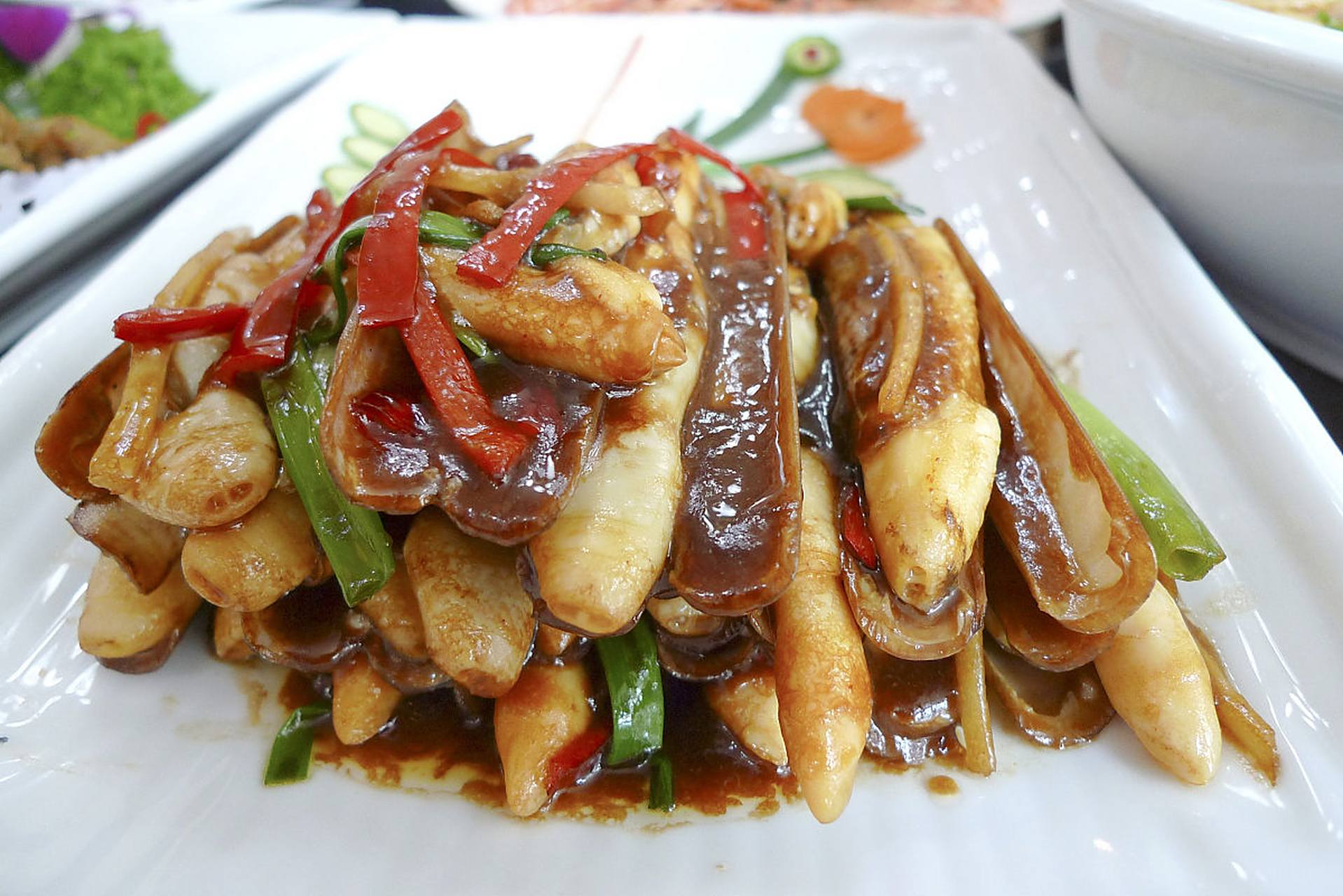 家常菜谱# #爆炒蛏子# #辣炒蛏子#  辣炒蛏子的具体做法,包括食材和