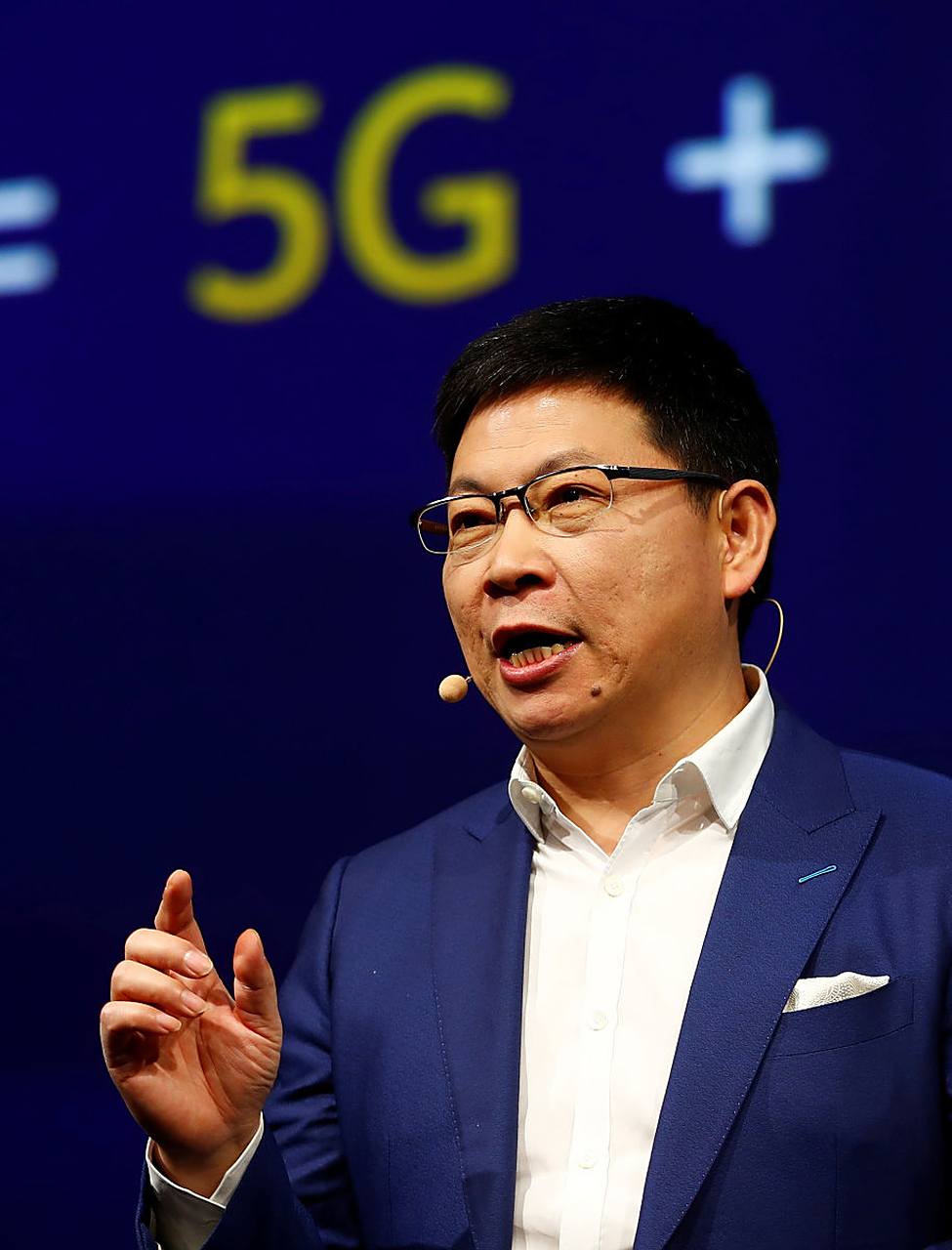 近日,华为问界的ceo余承东在朋友圈公开质疑小鹏汽车ceo何小鹏对aeb