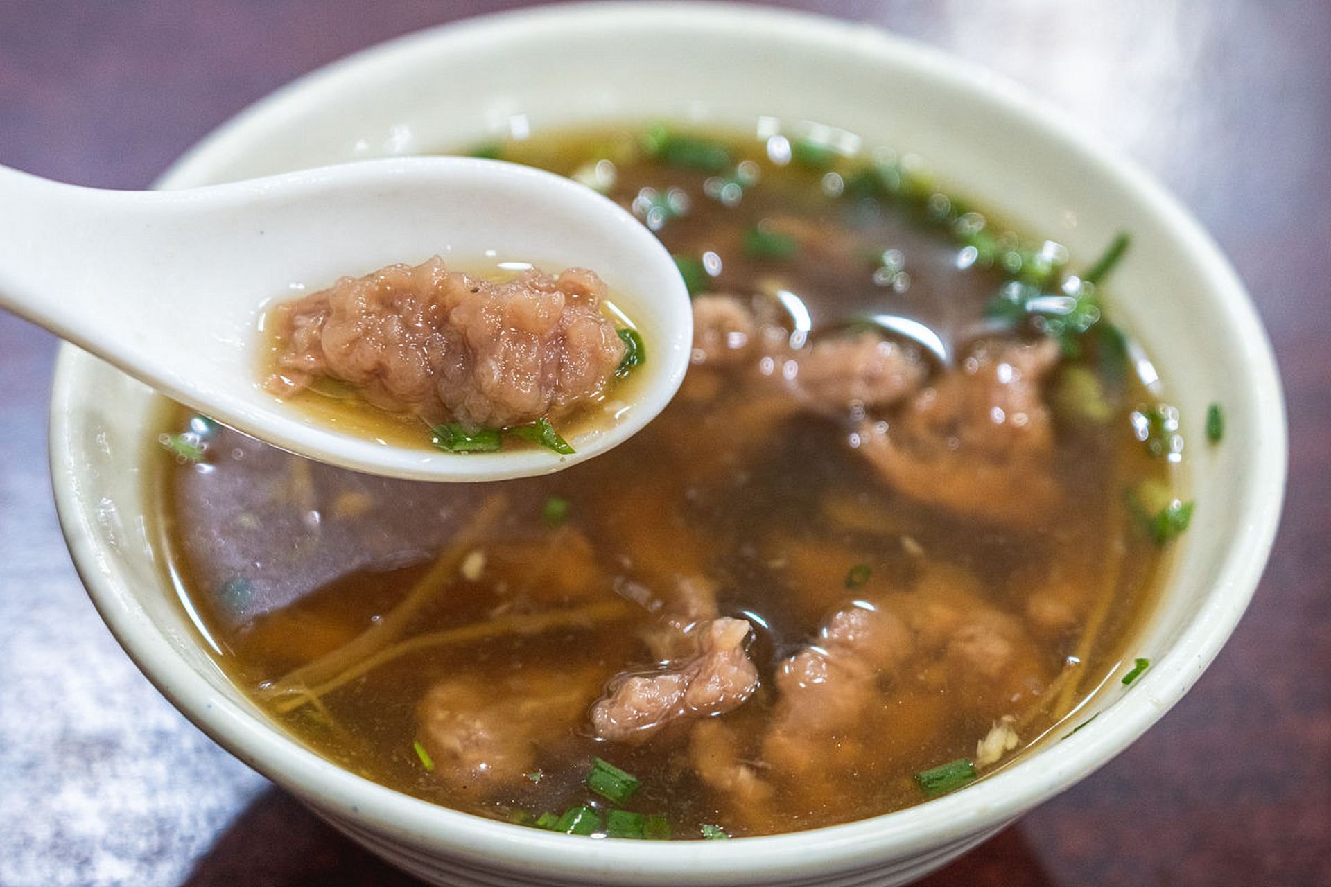 味蕾强烈冲击,肉汁鲜美的西湖牛肉羹#美食#   西湖牛肉羹是非常有名的