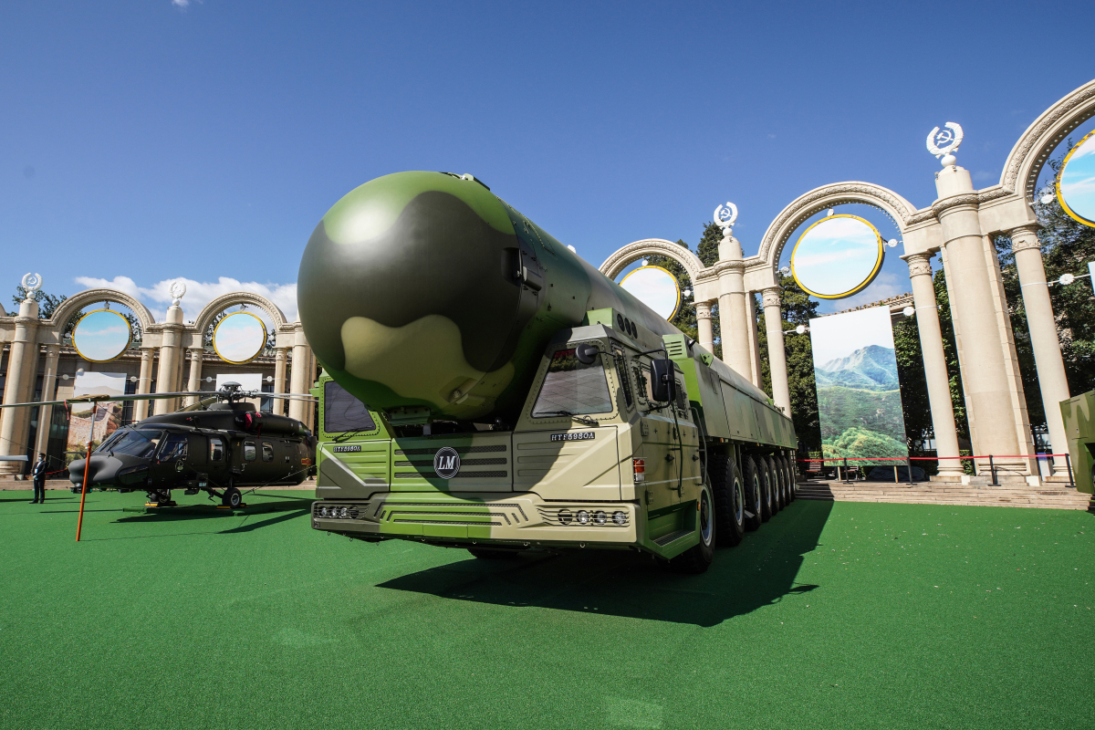 秦安:震撼!国防部回应何时解决台湾问题,立功的时间真的不多了