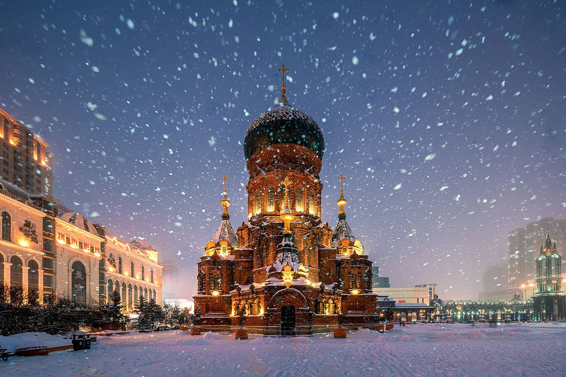 百度秋冬打卡挑战赛# 此情此景,美如童话,这是哈尔滨索菲亚教堂.