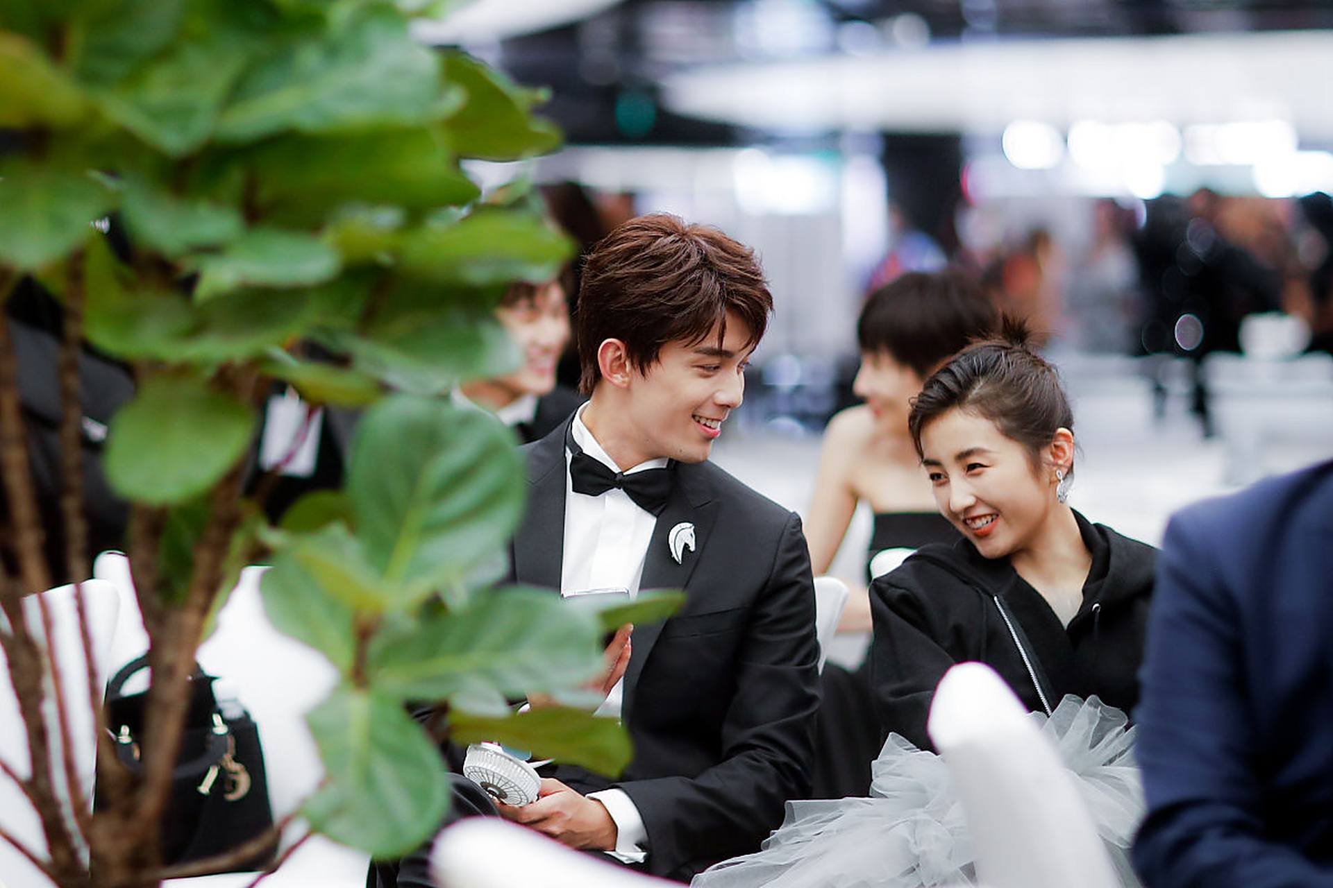 吴磊和张子枫的台上台下,我还是喜欢台下的他们!