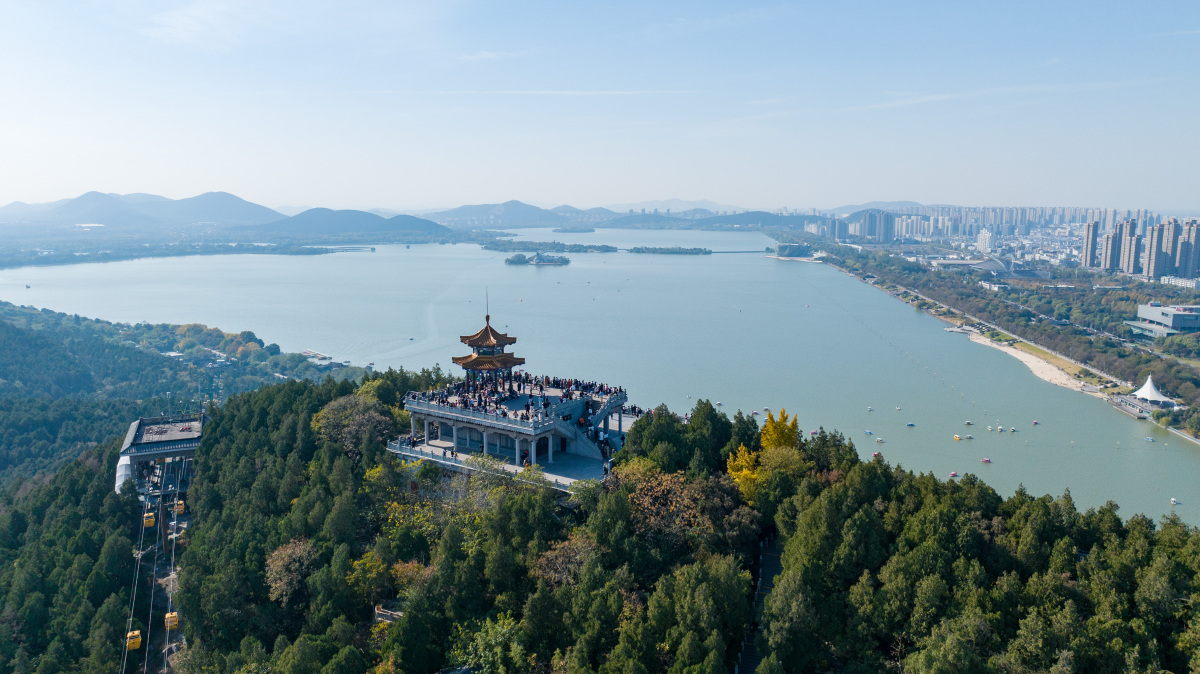 云龙湖风光秀丽,景色优美,被誉为徐州的西湖