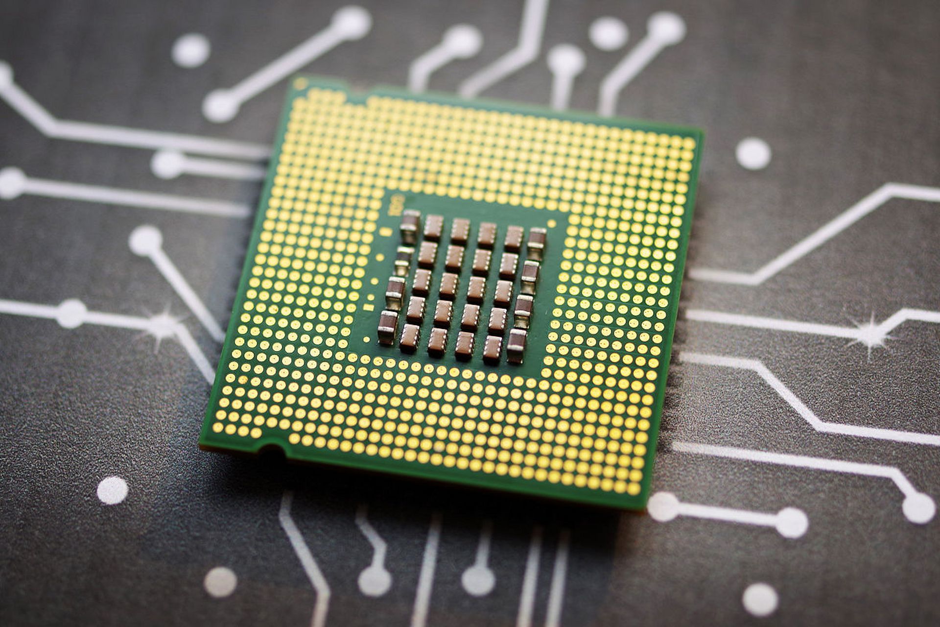 奔腾g620芯片是intel sandy bridge架构的双核处理器,采用32纳米制程