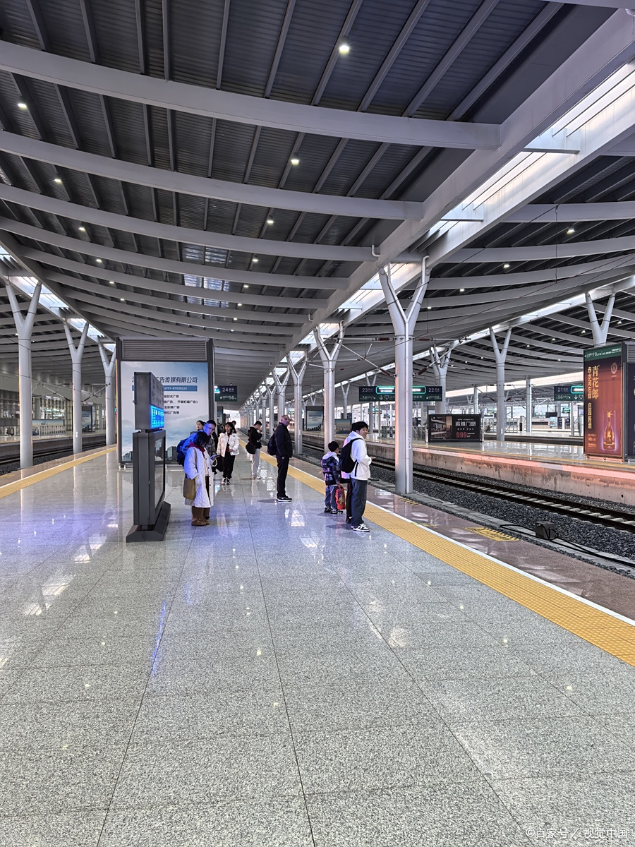 武夷山北站位于中国福建省南平市,是中国铁路南昌局集团有限公司南平