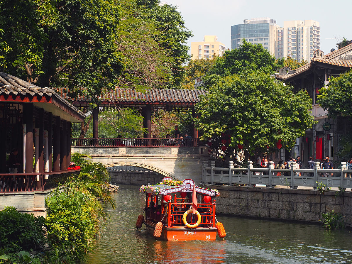 广州的荔枝湾景区有哪些文化活动?适合文艺爱好者吗?