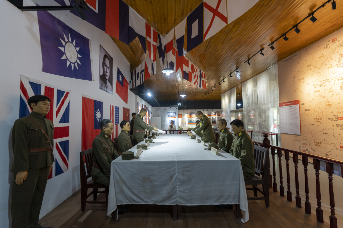 在广州市越秀区北京街道,有一座庄重而神秘的建筑,它的名字叫国民政府