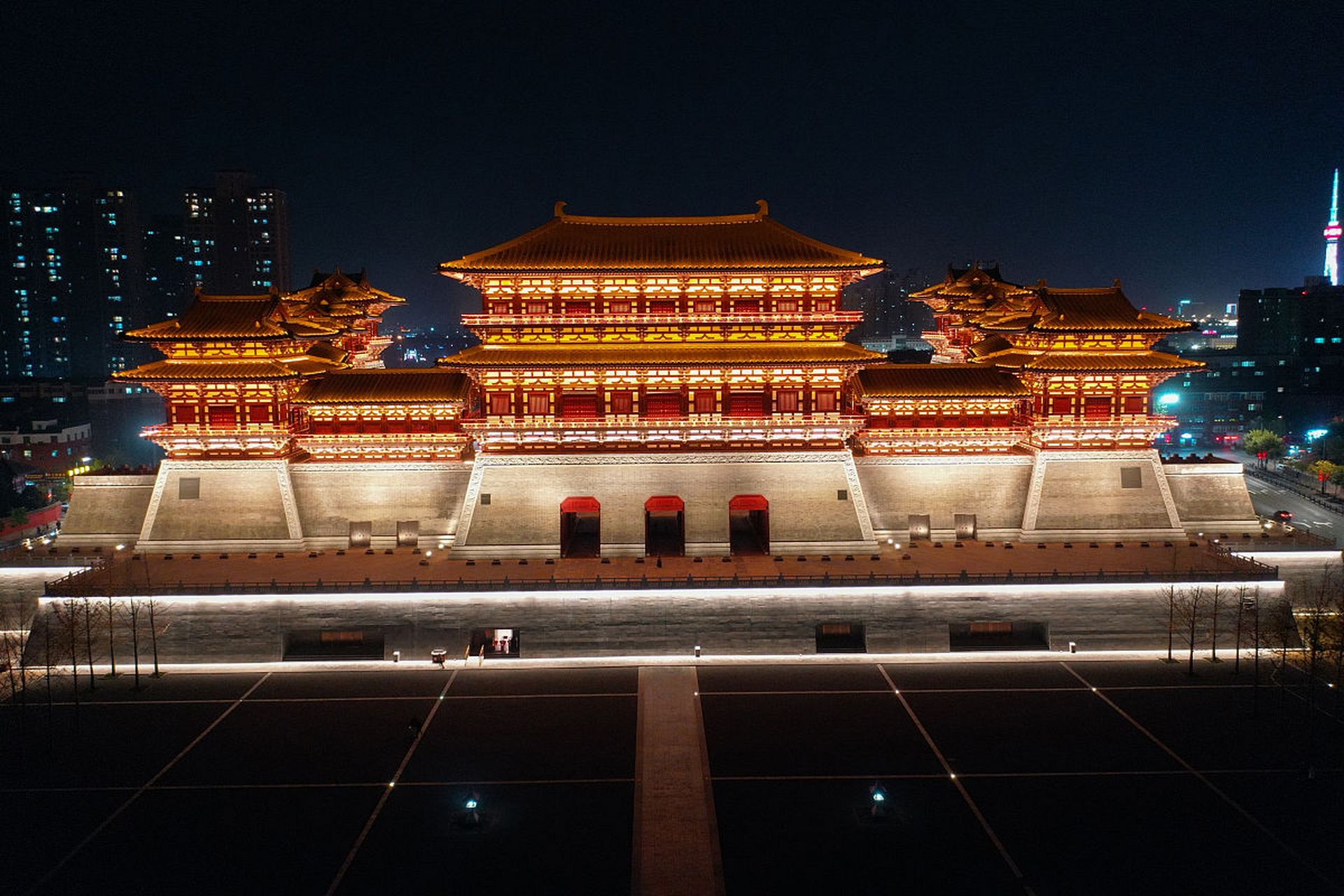 洛阳,一座拥有着千年历史的古都,它不仅是中国文化的发源地之一,更是