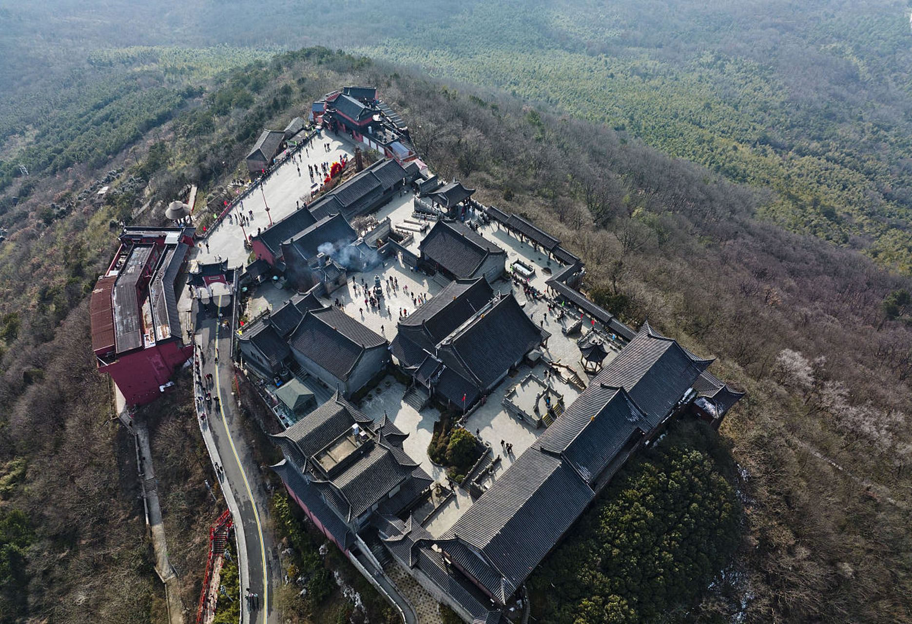 茅山,这个坐落在江苏省常州金坛区的神秘之地,一直是我向往的旅行目的