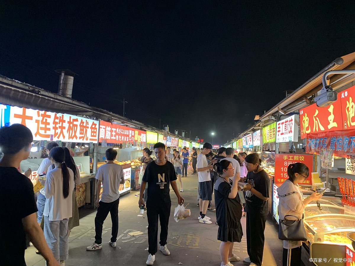 探访北戴河刘庄夜市一条街:品味人间烟火,享受美食盛宴
