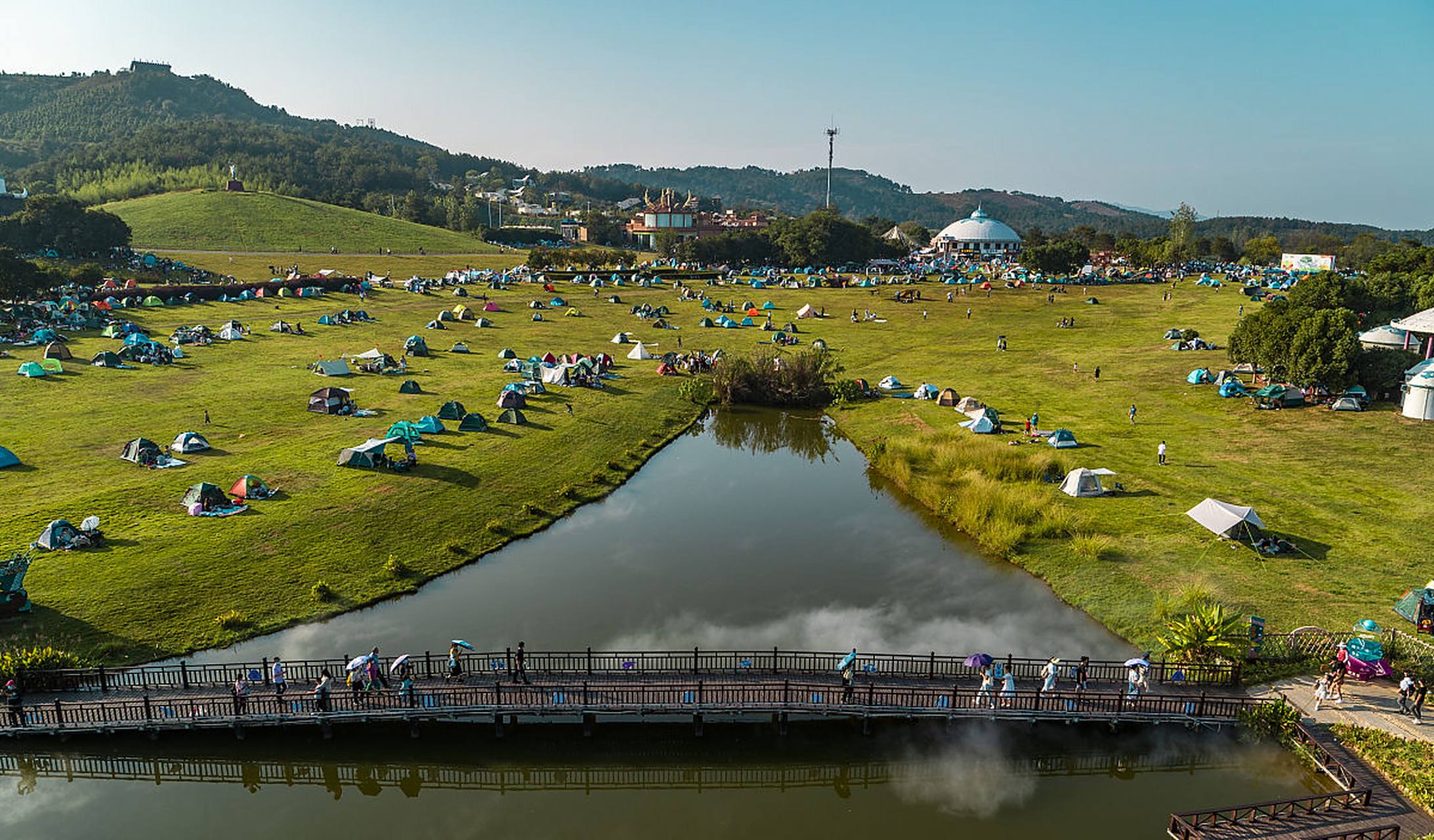 武汉木兰草原是湖北省武汉市的一个著名旅游景点,以下是一日游的攻略