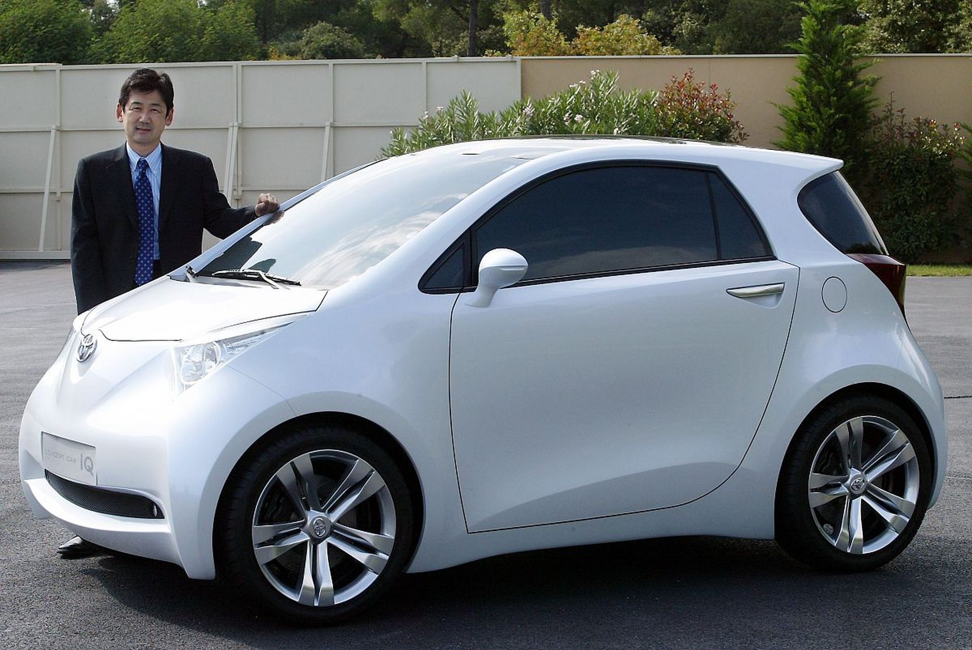 特斯拉小型电动车将配备53kwh磷酸铁锂电池,目标销量4200万辆.