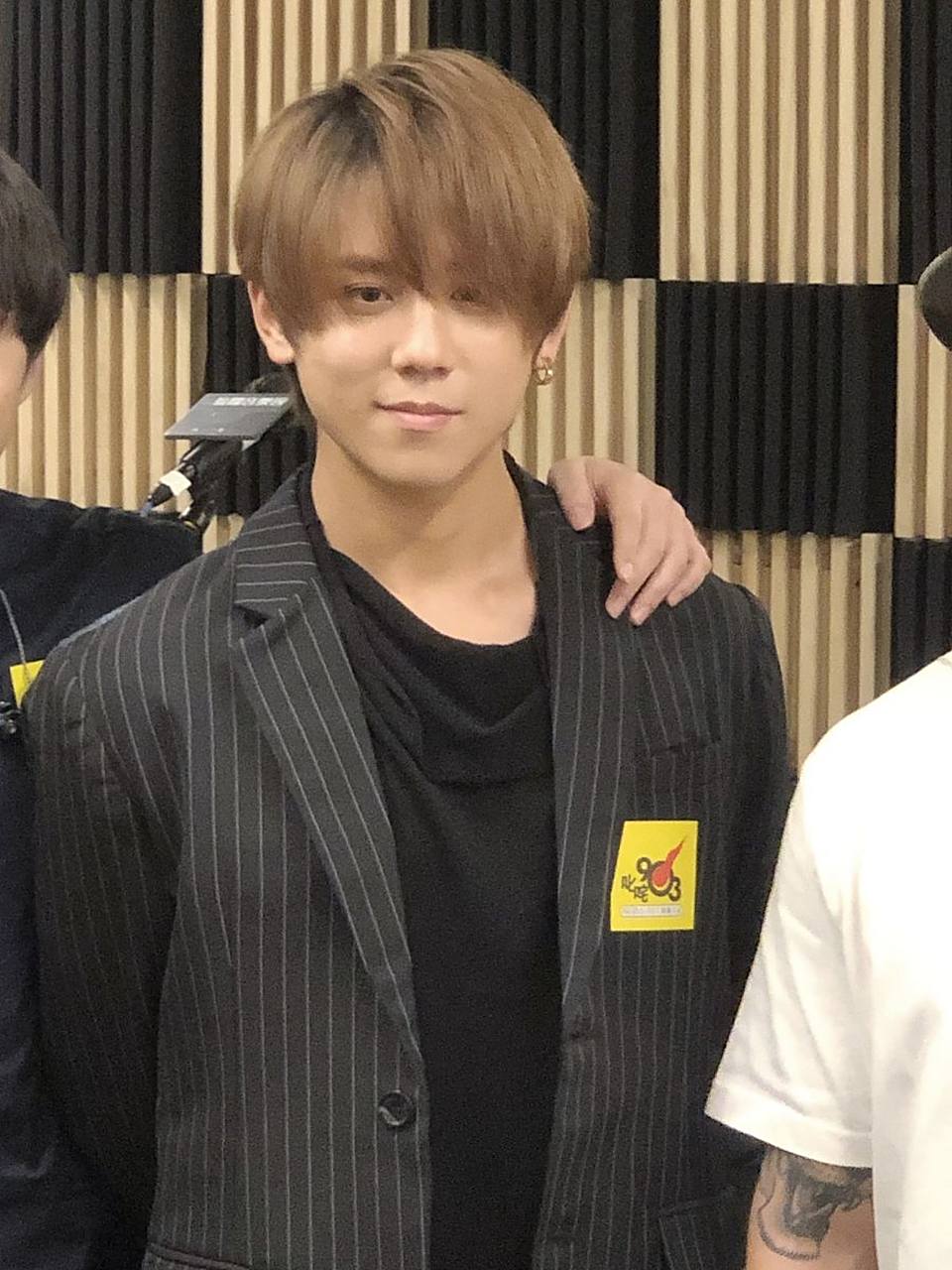 【独家】爆料时间!听说香港顶流姜涛有新恋情了?!曝光的消息称,他与一