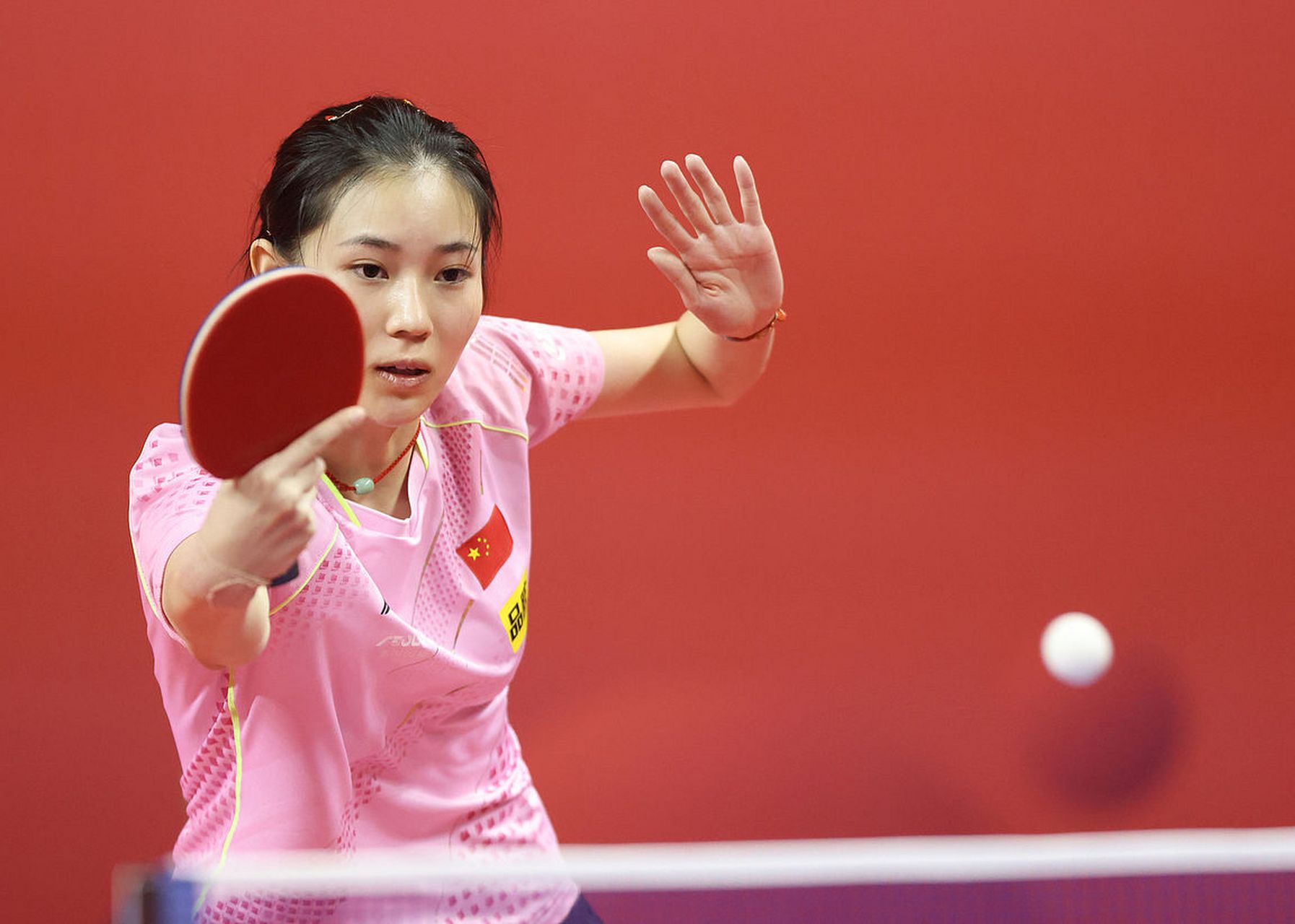 王添艺,2002年出生,早在2012年就进入了山东鲁能乒乓球队,展现出了