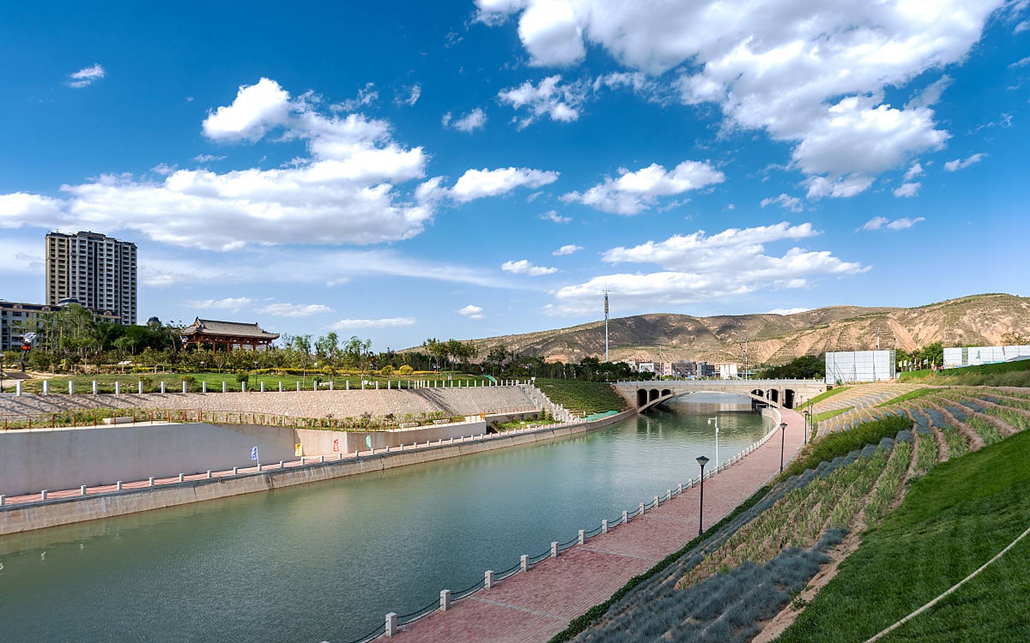 嬉行记# 敦煌党河风情线国家水利风景区,乃是一处庄严而壮美的自然