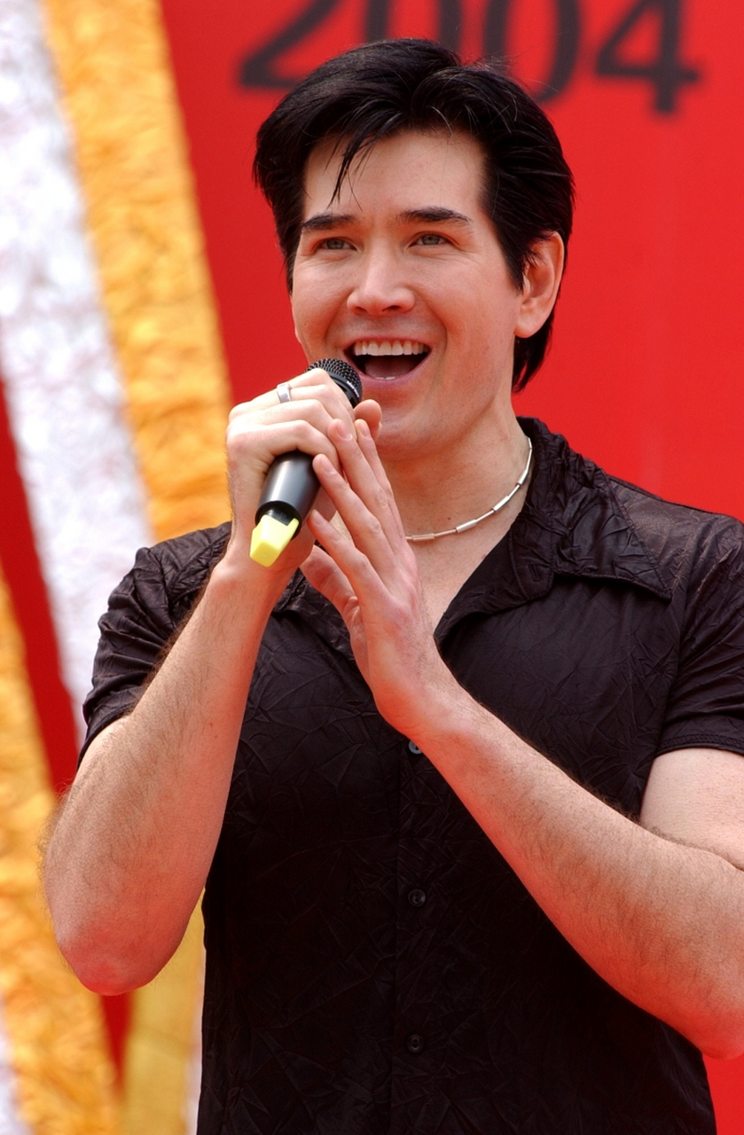 演员,费翔说,美国演员的敬业程度,超乎你的想象,纽约有八万多演员