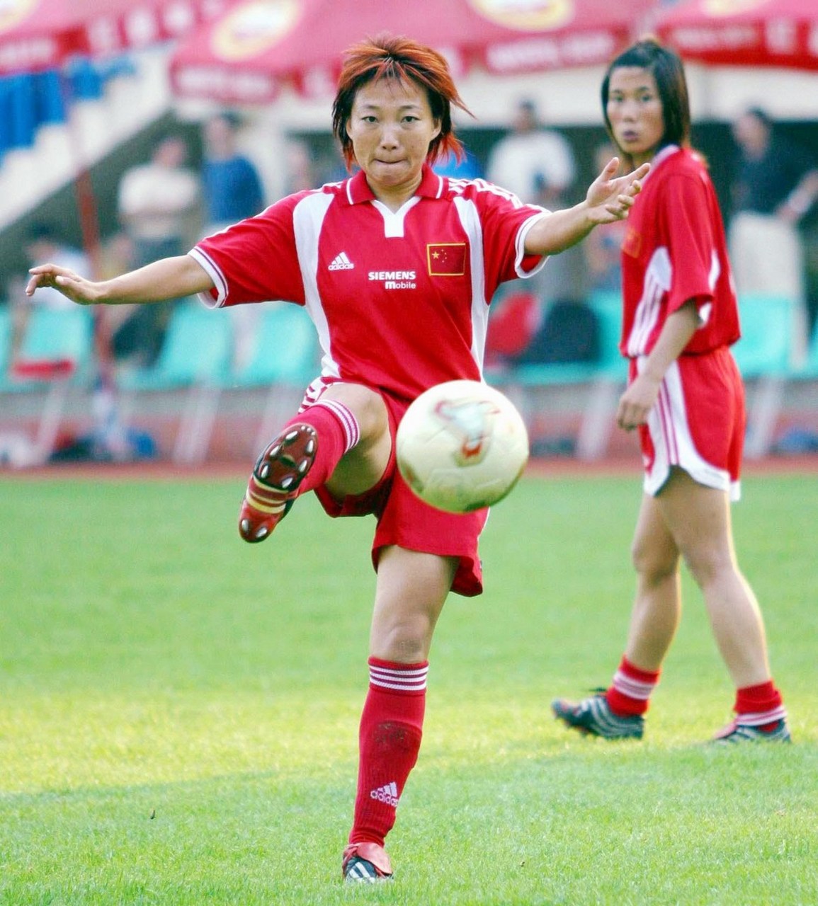 中国女足孙雯个人资料图片