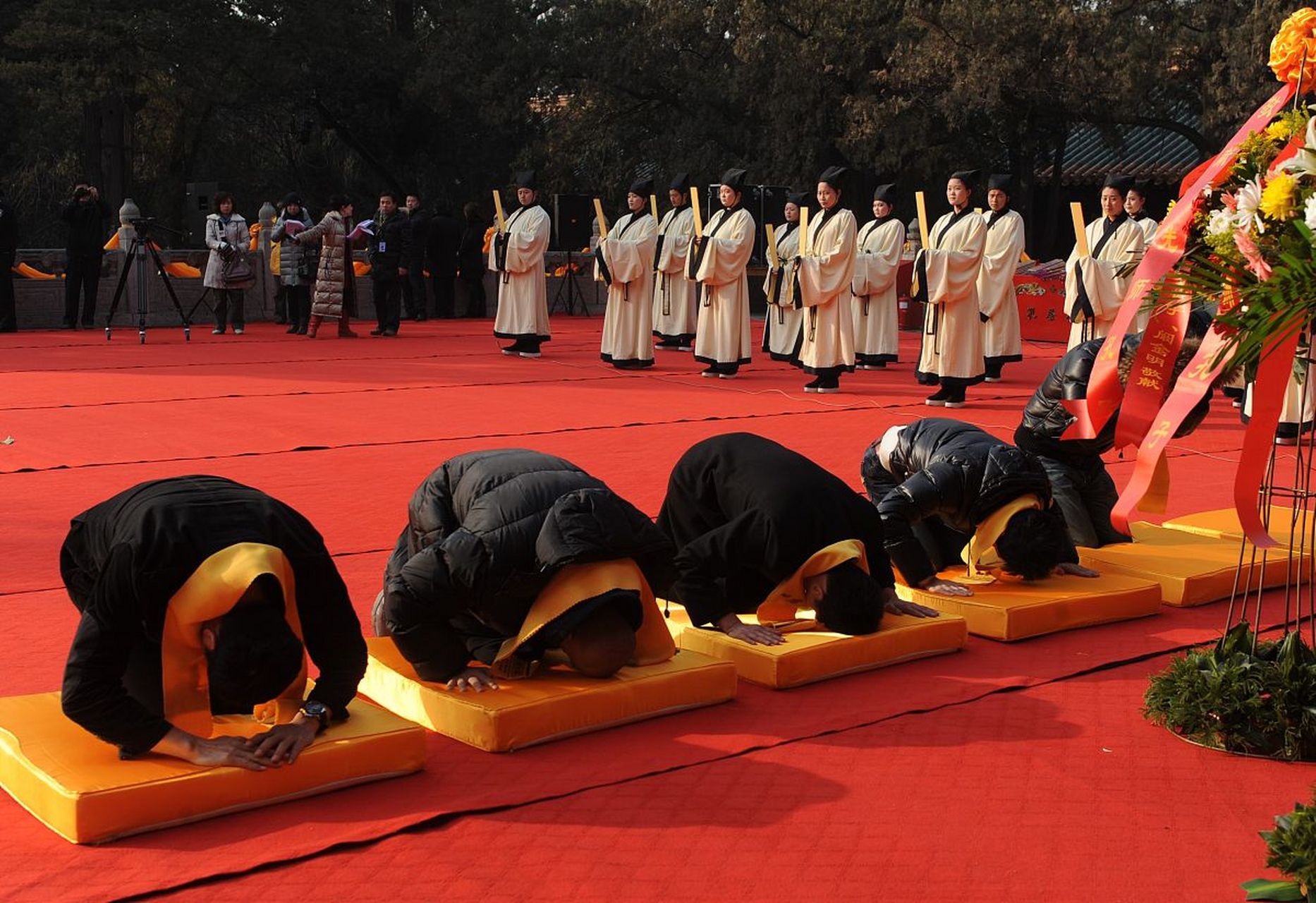 训练营专属任务# 如果有人教你怎么做人,你就得警