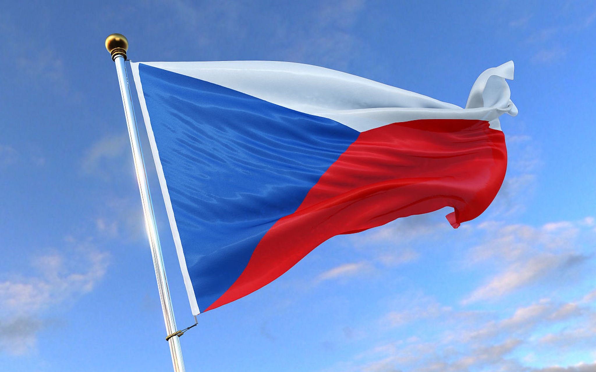 《金融时报》等多家媒体报道,捷克正在牵头多国筹集资金为乌克兰购买