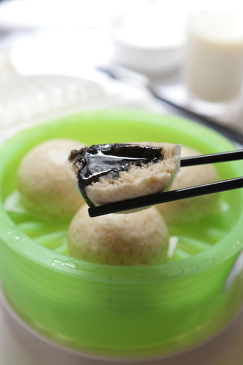 温州百丈漈风景区的冬天,山水间带着别样的清冷韵味,而这里的美食却