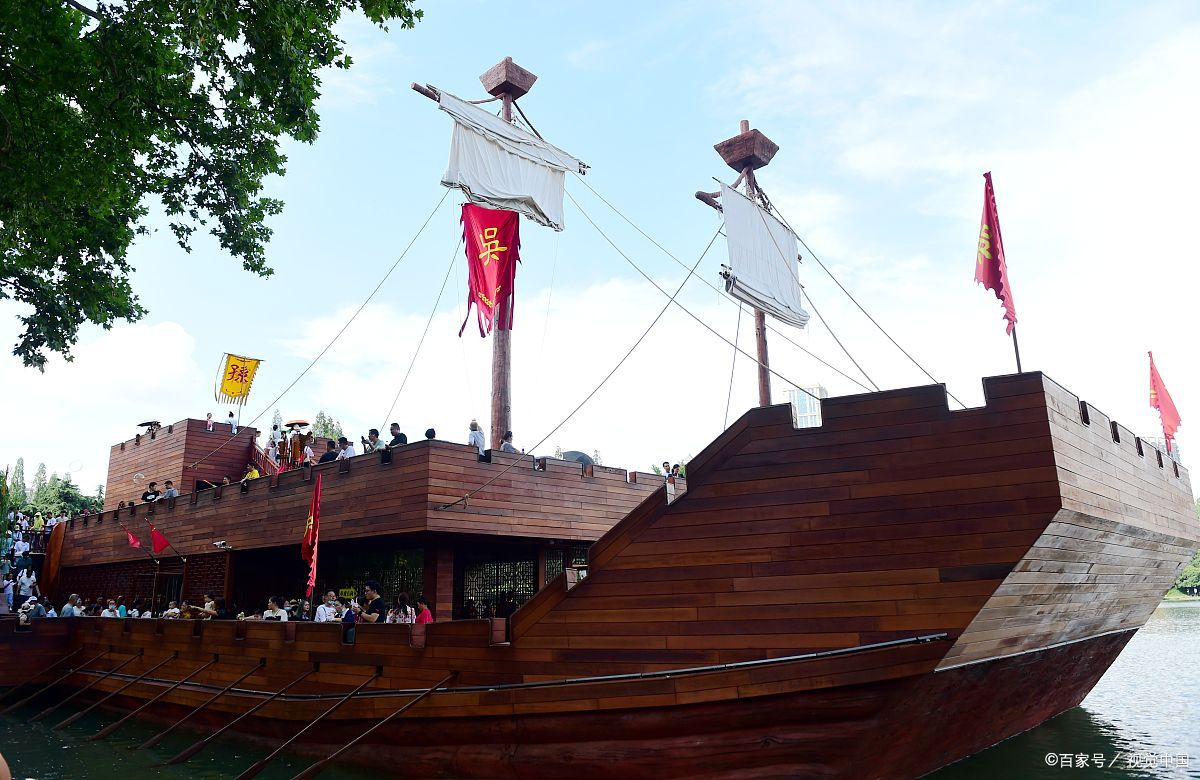 从骑马到驾车,再到坐火车和飞机