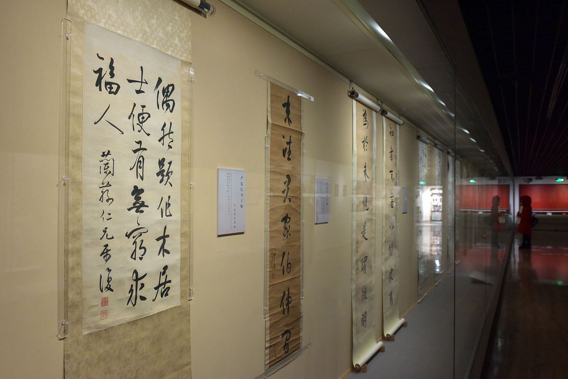 古今之旅回盼千年# 河南书法博物馆不仅是一个展示书法艺术的平台更 